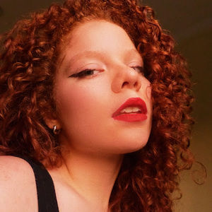 Meet your Posher, Ana sandoval